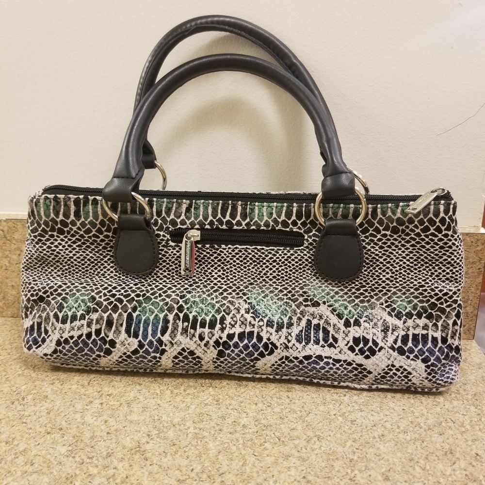 Primeware wine insulated clutch/lunch bag